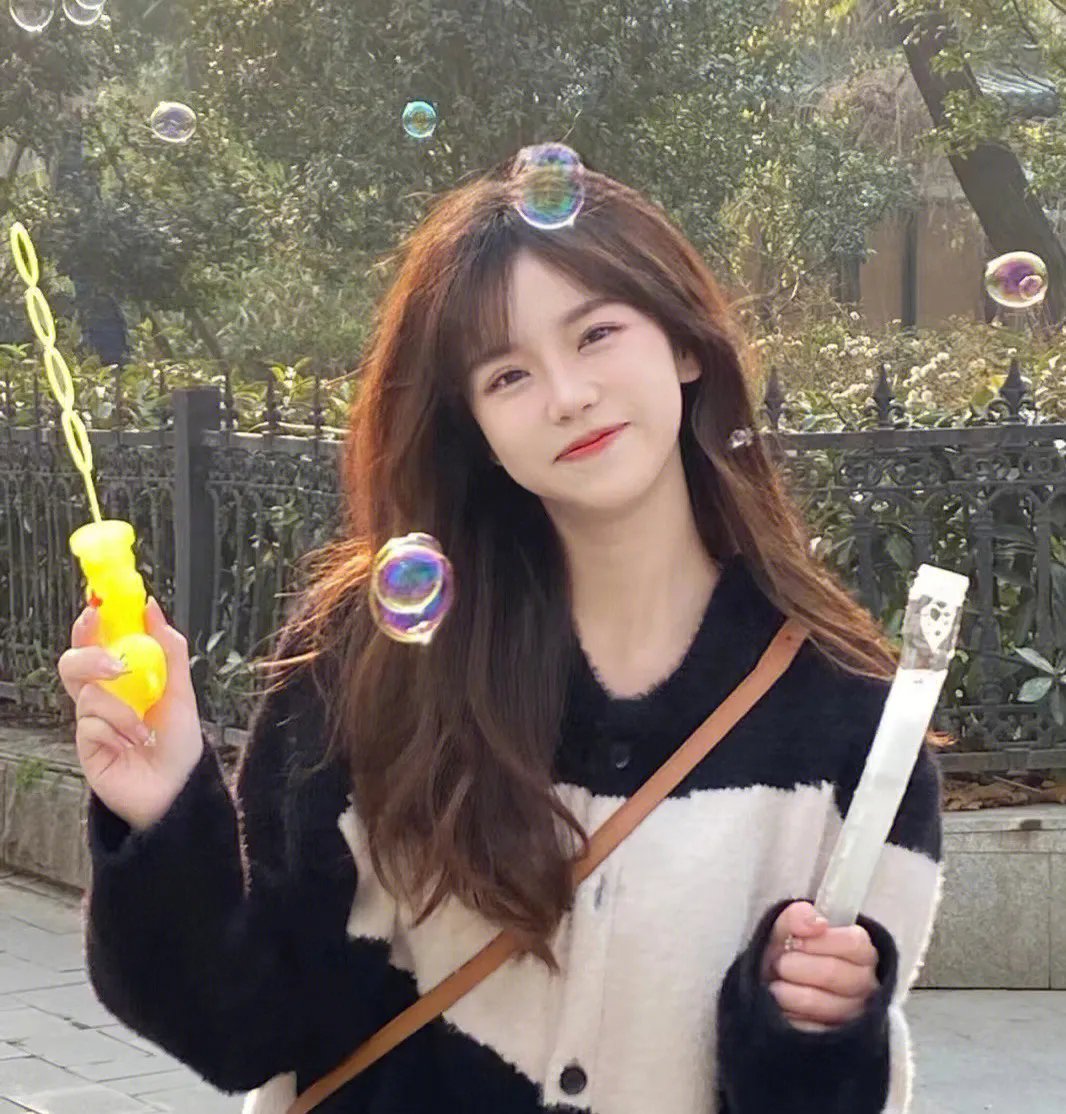 皮皮鲁与鲁西西之罐头小人